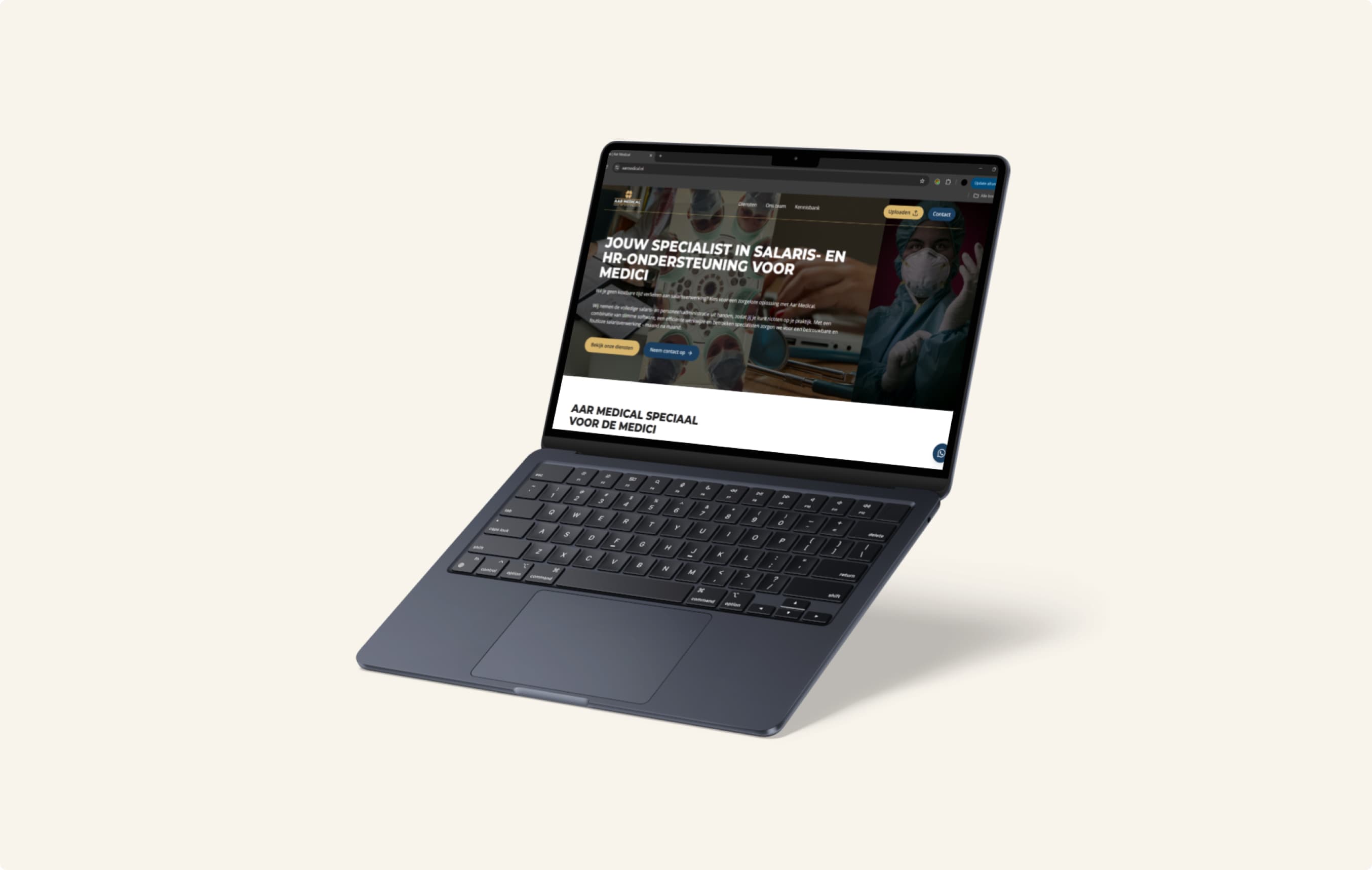 Website Aar Medical op laptop